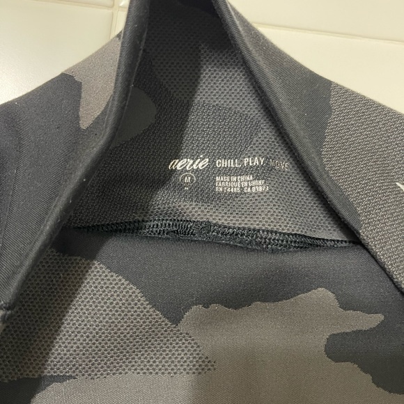 Aerie Leggings - black/grey camo - Picture 3 of 5